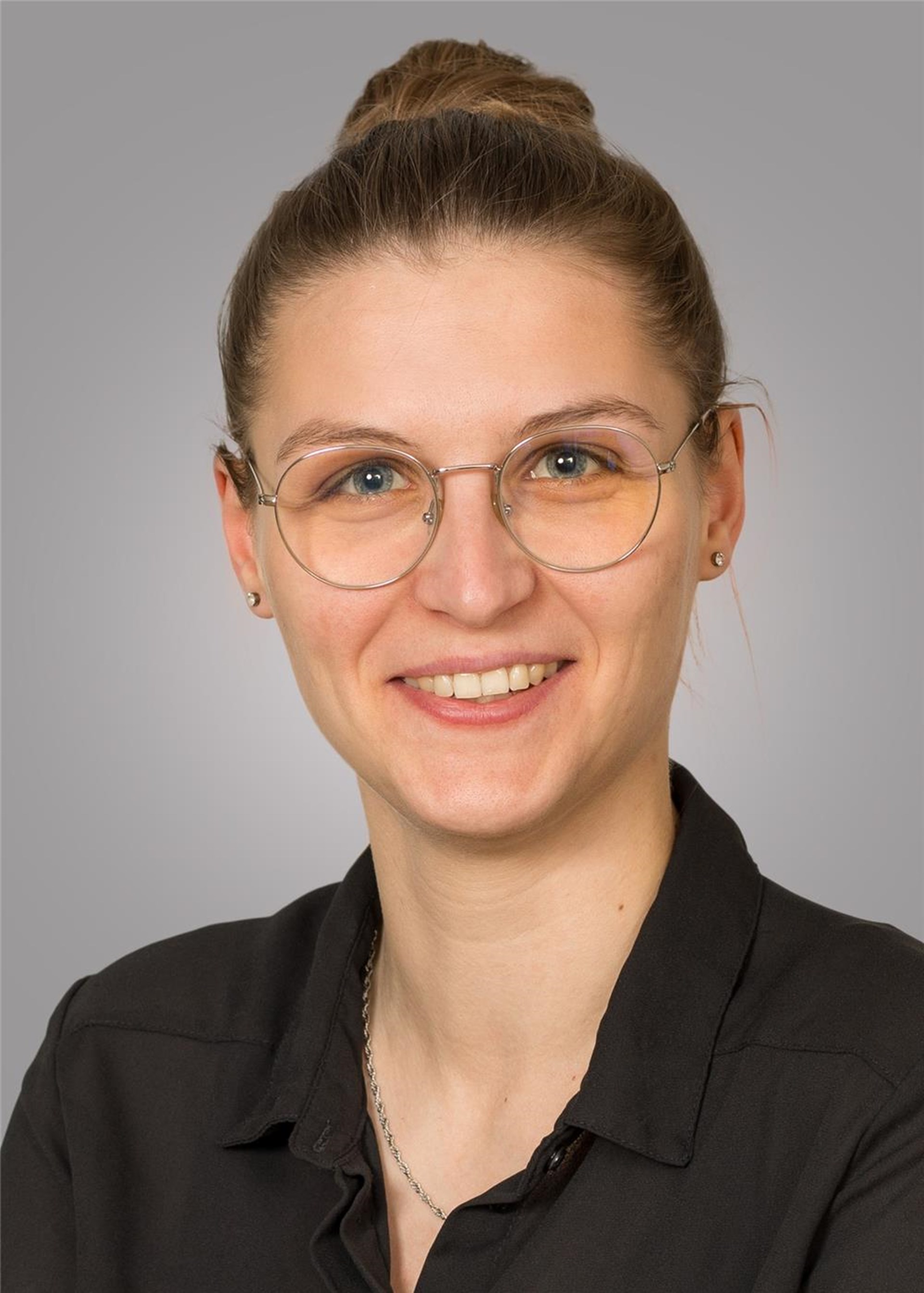 Hillebrand, Linda